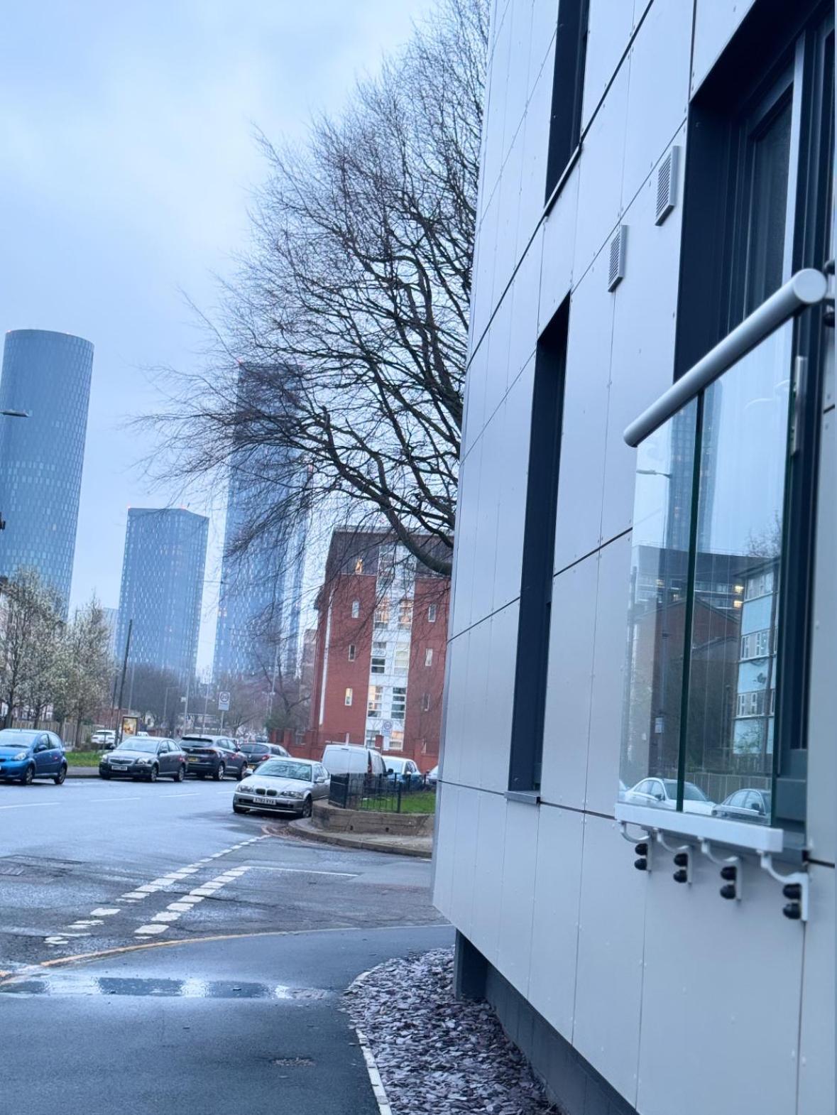 Luxury 2 Bedroom Apartment In Manchester City Centre - Free Parking 외부 사진